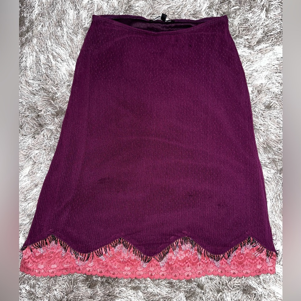Betsey Johnson vintage plum mini dot net skirt. Women’s P 💜💜